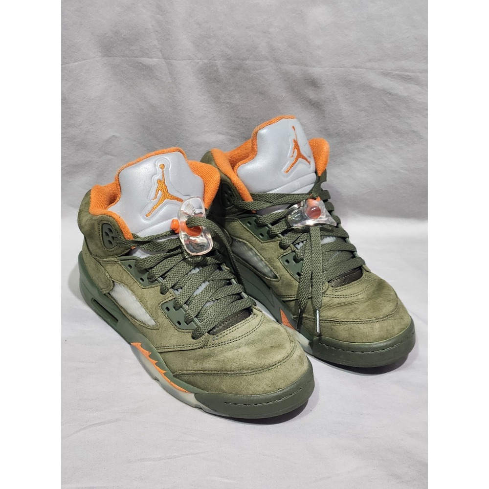 Nike Air Jordan 5 Retro Olive Green And Orange Sneaker 6.5Y Jumpman